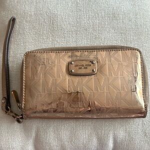 Michael Kors Wristlet